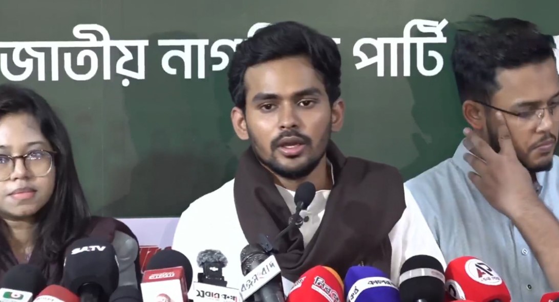 এবার আমরা দাঁড়িয়ে দাঁড়িয়ে দেখবো না, জালিয়াতি রুখে দেব: আসিফ মাহমুদ