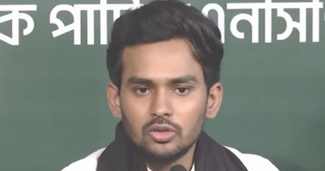 পরাজিত হয়ে মনে মনে ক্রীড়ামন্ত্রী বসে থাকা একজনের মাথা নষ্ট হয়ে গেছে: আসিফ মাহমুদ