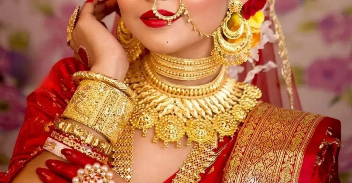 বিশ্ববাজারের প্রভাব পড়ল দেশের স্বর্ণবাজারে: আবারও বাড়ল স্বর্ণের দাম