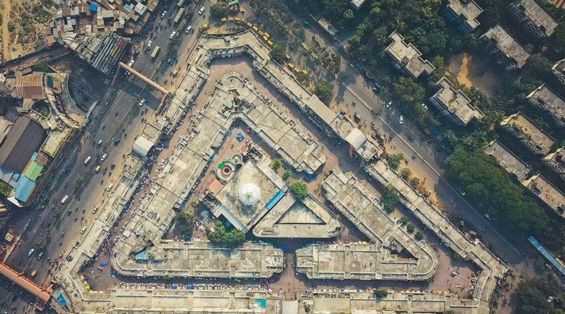 সোমবার কেনাকাটায় সতর্কতা জরুরি, বহু মার্কেট বন্ধ আজ