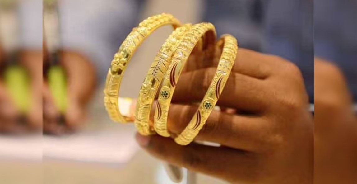 আজকের বাজারে স্বর্ণের দর কত? জেনে নিন বাজুসের নতুন মূল্যতালিকা