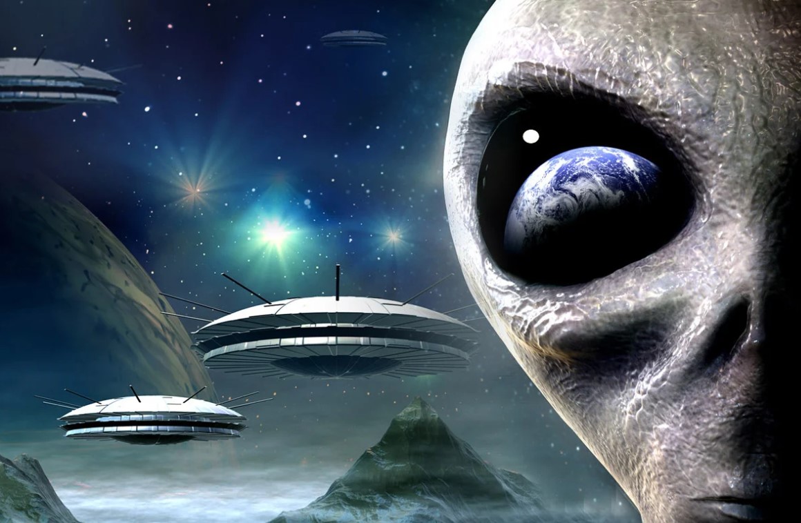 এলিয়েন ও ইউএফও রহস্যে ট্রাম্পের বড় ঘোষণা: সব গোপন ফাইল হচ্ছে উন্মুক্ত