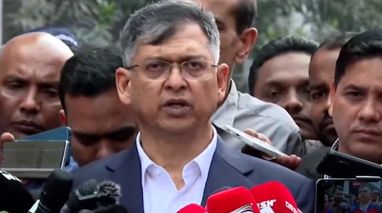 পুলিশে বড় পরিবর্তনের ইঙ্গিত স্বরাষ্ট্রমন্ত্রীর: আদাবর ইস্যুতে কঠোর বার্তা