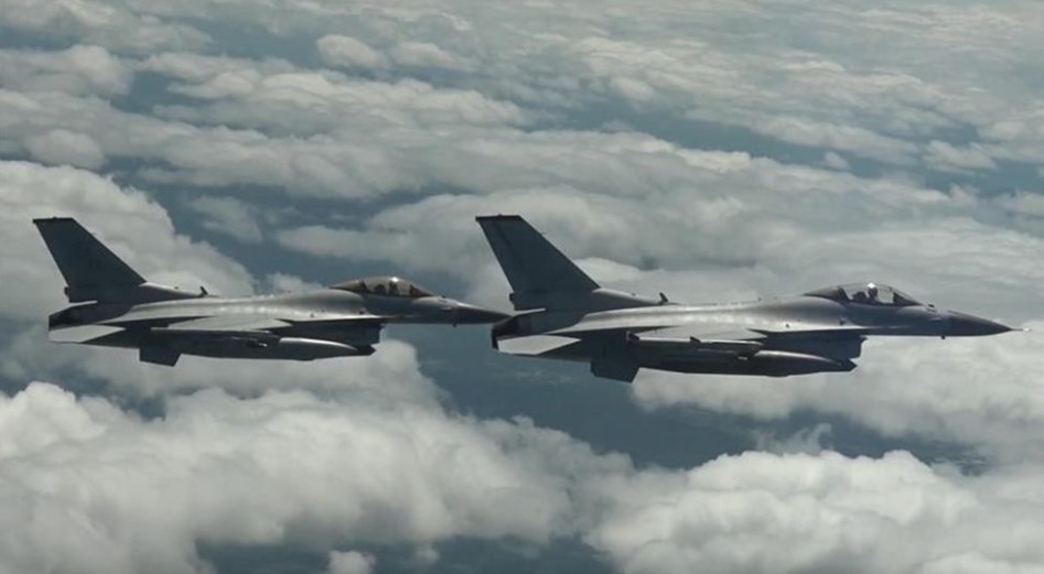 মধ্যপ্রাচ্যে যুদ্ধের দামামা! পরমাণু আলোচনার মুখে ৩শ মার্কিন যুদ্ধবিমান মোতায়েন