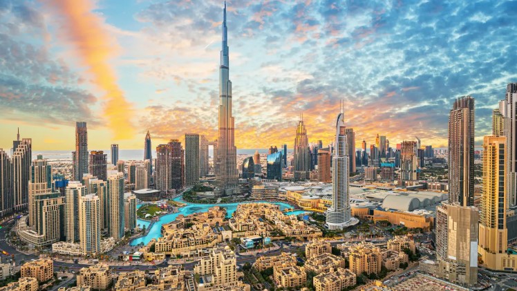 রণক্ষেত্র মধ্যপ্রাচ্য: রিয়াদ-বাহরাইনের পর এবার কাঁপল দুবাই