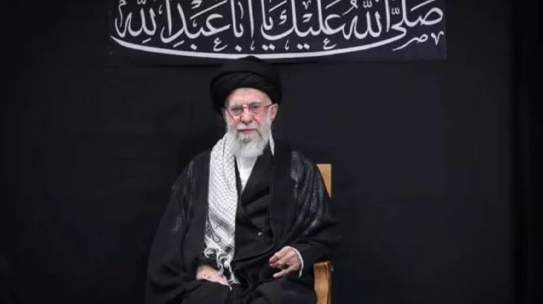 শহীদ হলেন আয়াতুল্লাহ খামেনি