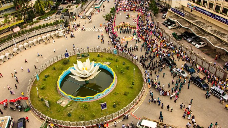 আজকের ঢাকা: জ্যাম এড়াতে জেনে নিন কোন এলাকায় কী কর্মসূচি