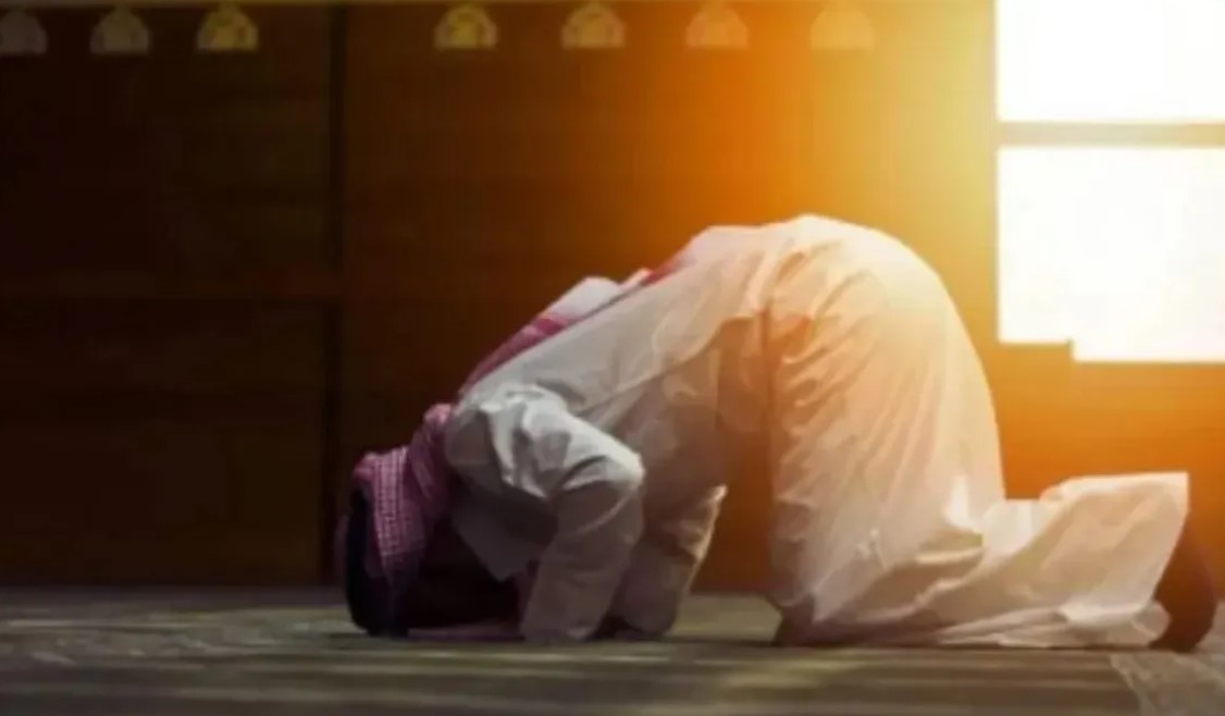 ১২ রমজানের নামাজের সময়: জেনে নিন পাঁচ ওয়াক্তের সূচি