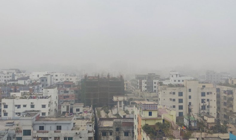 জেনে নিন আজকের আবহাওয়ার হালচাল