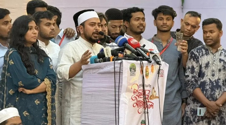 গণভোটের রায় নিয়ে আদালতে খেলা চলবে না: নাহিদ ইসলাম