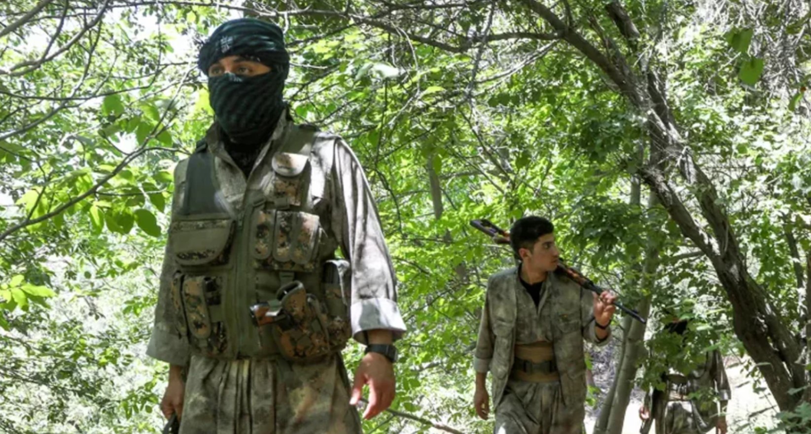 সীমান্ত পাড়ি দিয়ে ইরানে কুর্দিদের অনুপ্রবেশ: তেহরান পতনের লক্ষ্যে শুরু হলো মহাযুদ্ধ