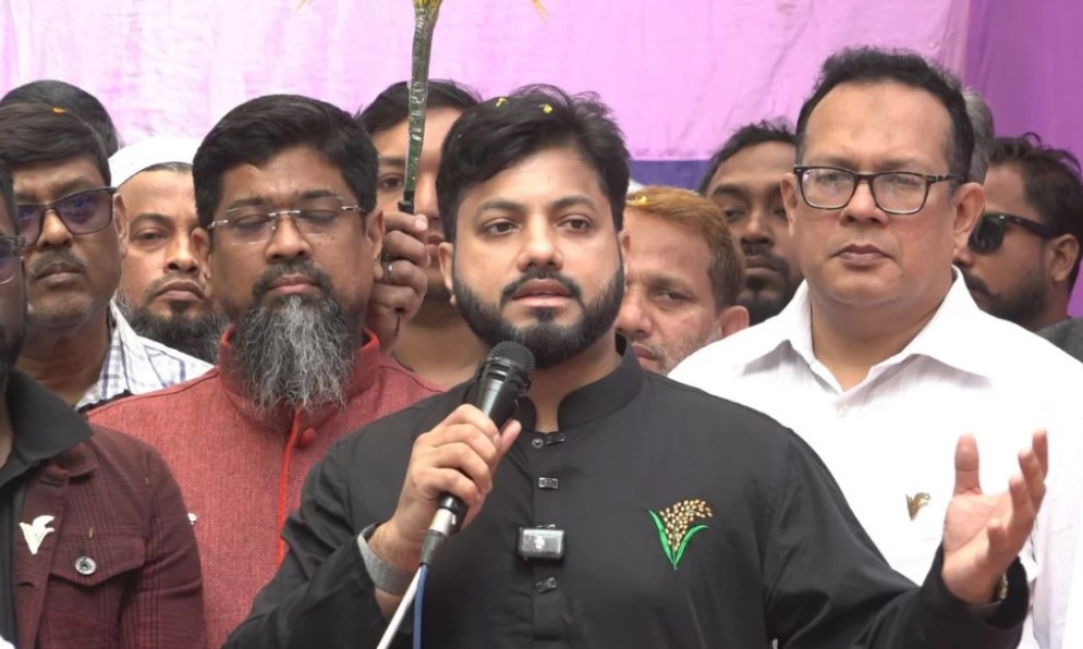 রমজান ও ঈদে বাজার পরিস্থিতি স্বাভাবিক রয়েছে: ইশরাক হোসেন