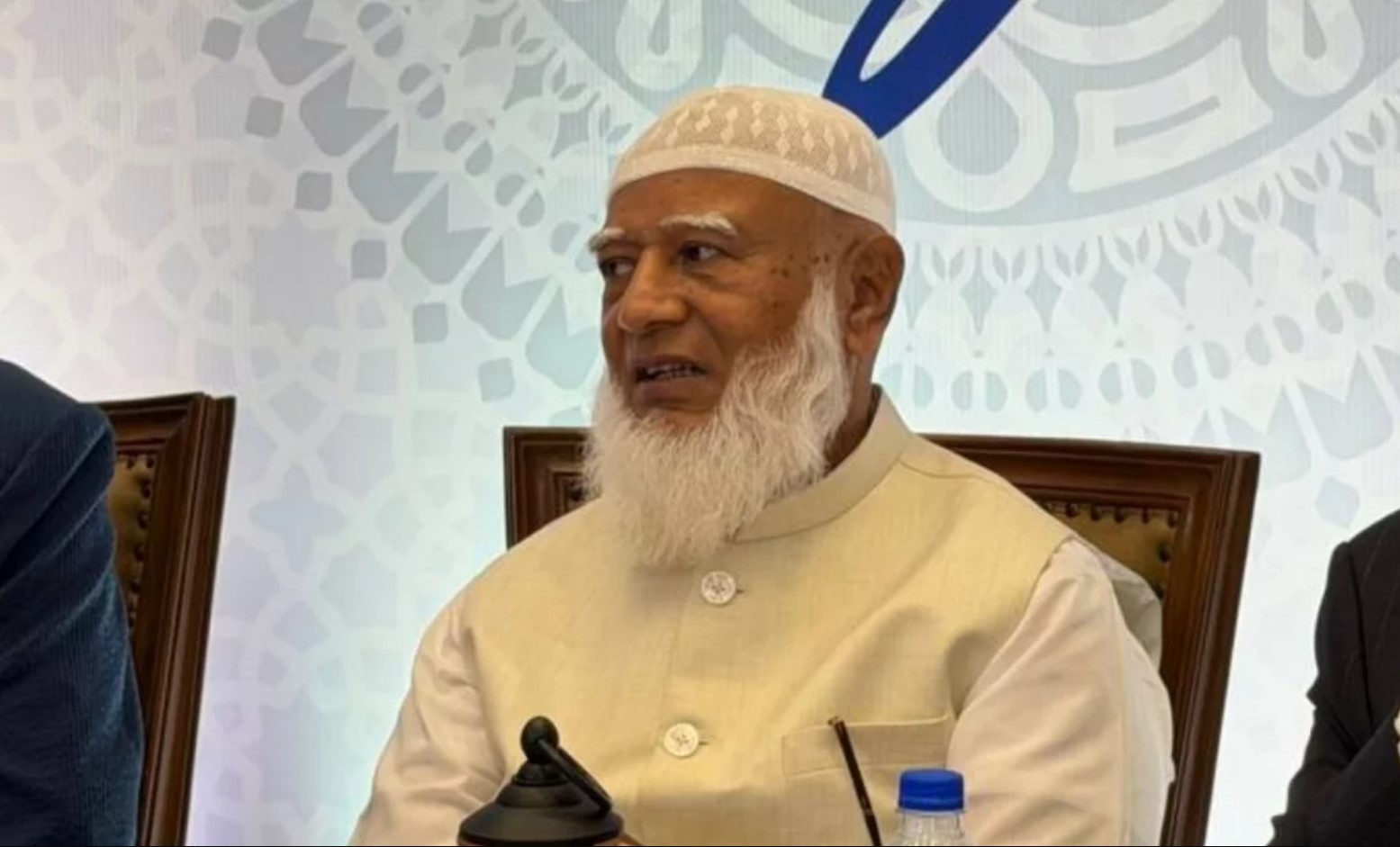 বিএনপির চাপে একই দিনে দুই ভোট দিয়েছে অন্তর্বর্তী সরকার: জামায়াত আমির