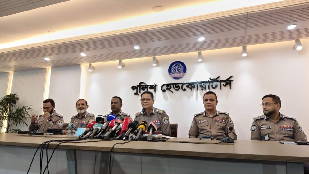 হাদি হত্যার আসামিদের দেশে আনতে পরিকল্পনার কথা জানালেন  আইজিপি