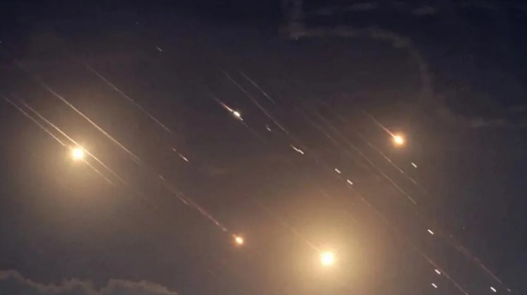 ইরানের হাইপারসনিক তাণ্ডব! শব্দের চেয়ে ৫ গুণ গতিতে মার্কিন ঘাঁটিতে আঘাত