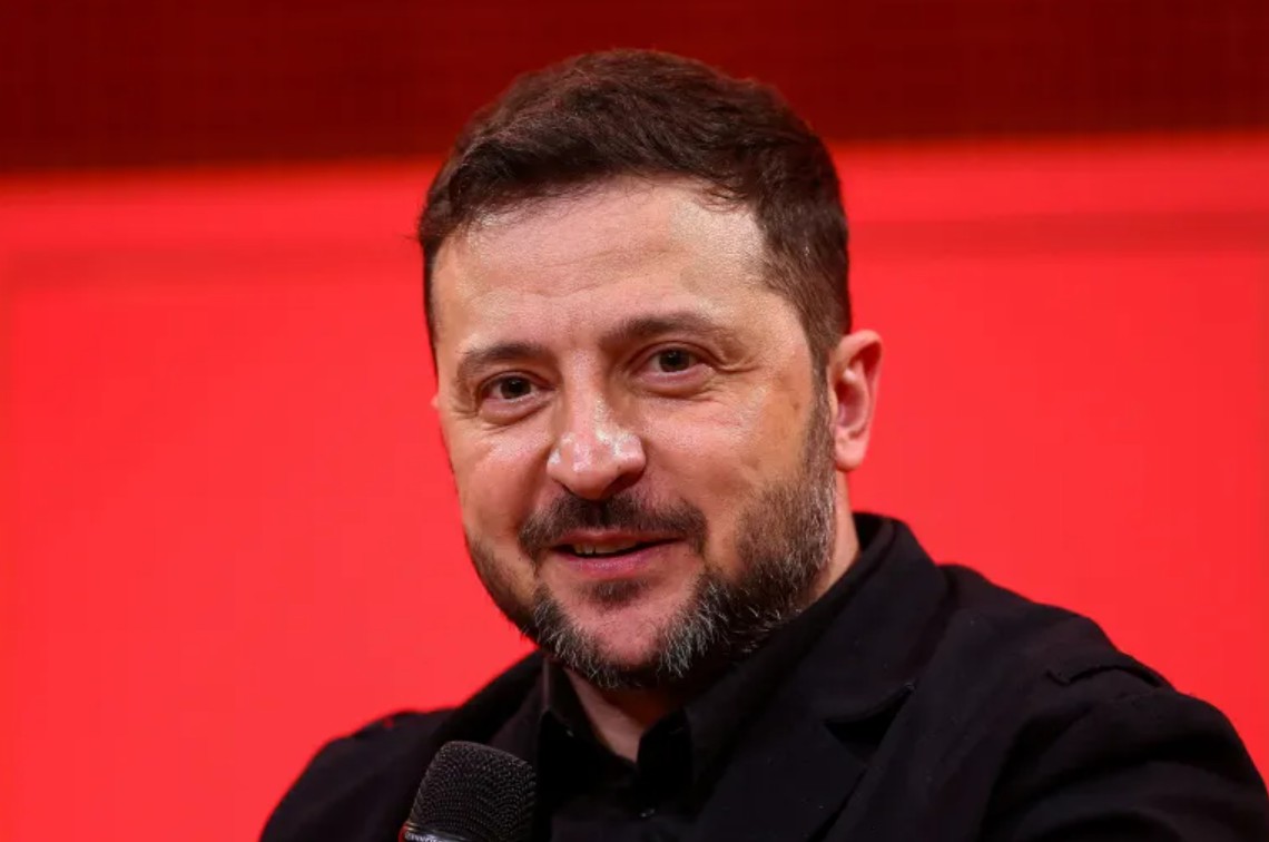 মধ্যপ্রাচ্যে ড্রোন মোকাবিলায় সহায়তা, বিনিময়ে অর্থ ও প্রযুক্তি চাই ইউক্রেন