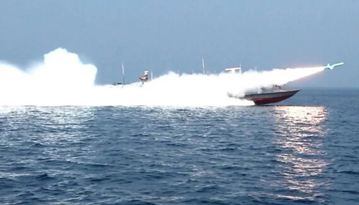 হরমুজ প্রণালী চিরতরে বন্ধের হুমকি ইরানের