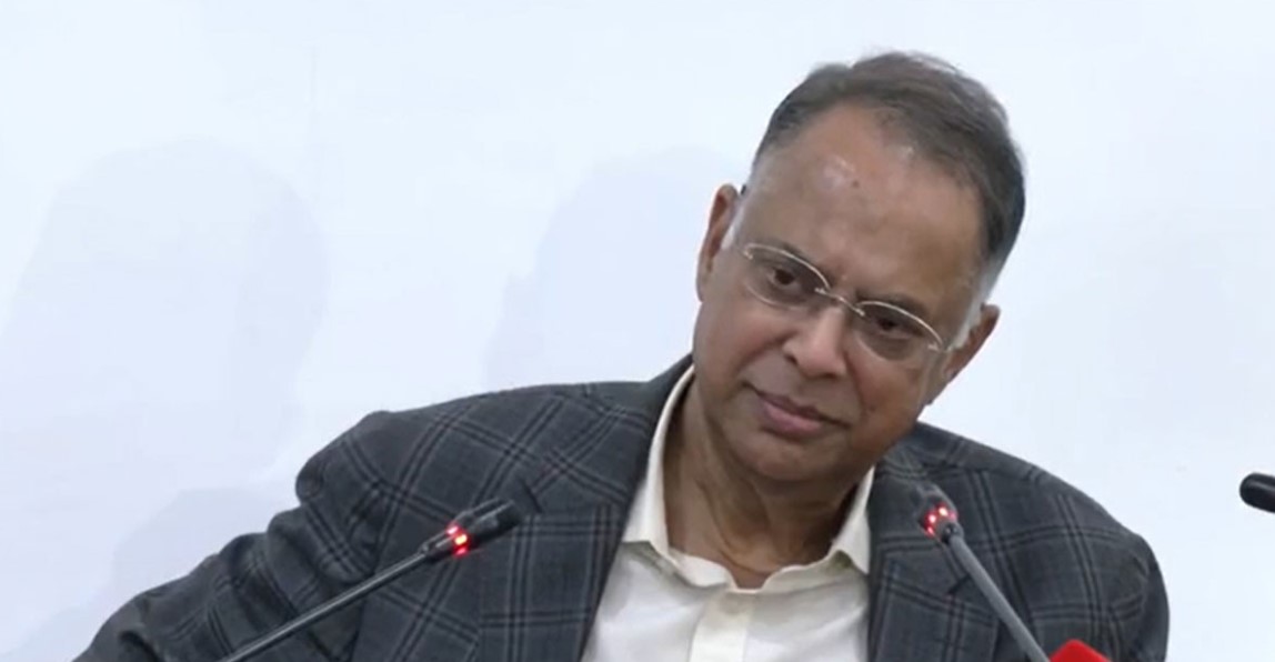 সংকটে নয়, আতঙ্কেই পাম্পে লম্বা লাইন: প্রকৃত সত্য জানালেন জ্বালানি মন্ত্রী