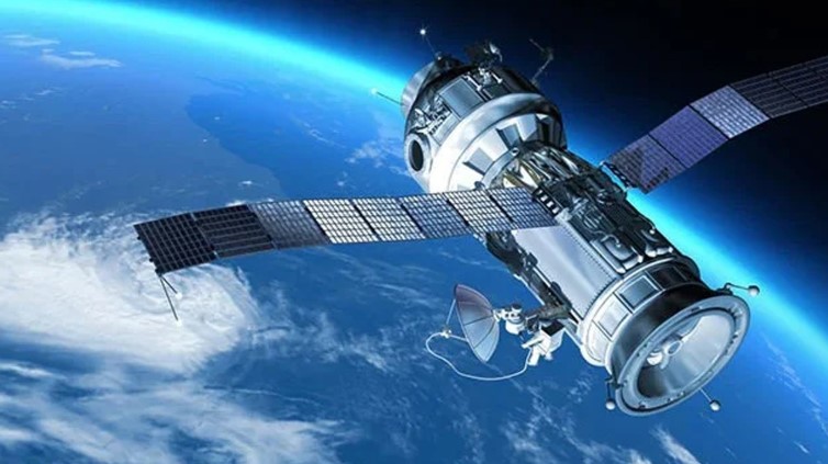 ইলন মাস্কের স্টারলিংক-এর বিকল্প আনছে রাশিয়া: ৯০০ স্যাটেলাইটের মেগা প্রজেক্ট