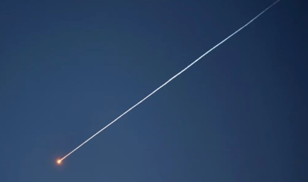 ইসরায়েলে হুথিদের মিসাইল রেইন: ২৪ ঘণ্টায় দ্বিতীয় দফায় কাঁপল তেল আবিব