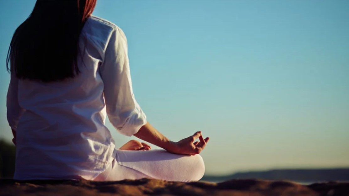 অতিরিক্ত দুশ্চিন্তায় ভুগছেন? মন ভালো করার ৫টি জাদুকরী কৌশল