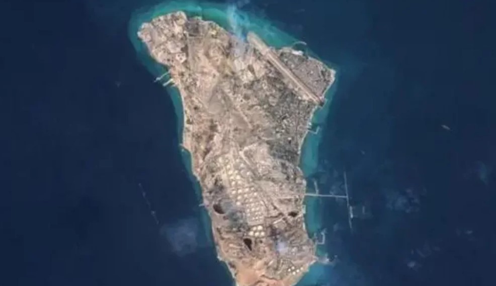 তেল রপ্তানির ৯০ শতাংশই টার্গেট! কেন খারগ দ্বীপ দখলের ঝুঁকি নিচ্ছেন ট্রাম্প?