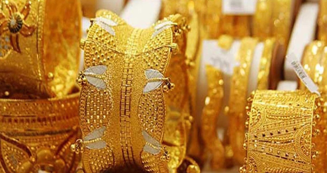 ৩ মাসে ৫০ বার সমন্বয়! স্বর্ণের বাজারের এই অস্থিরতা থামবে কবে?