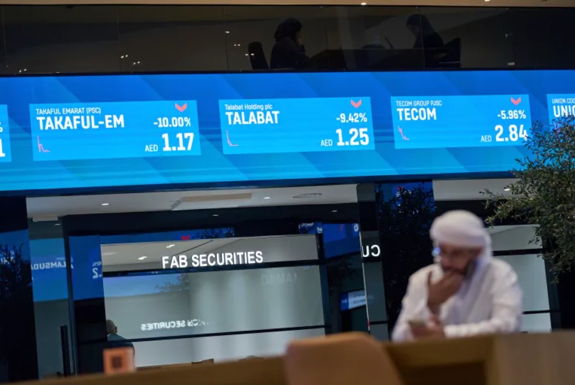 যুদ্ধের ধাক্কায় দুবাই-আবুধাবি শেয়ারবাজারে বড় পতন