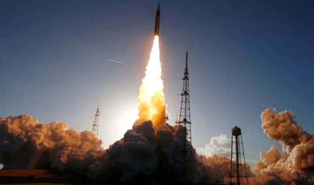 চাঁদ জয়ের মহাযাত্রা শুরু! সফলভাবে উড্ডয়ন করল নাসার আর্টেমিস ২