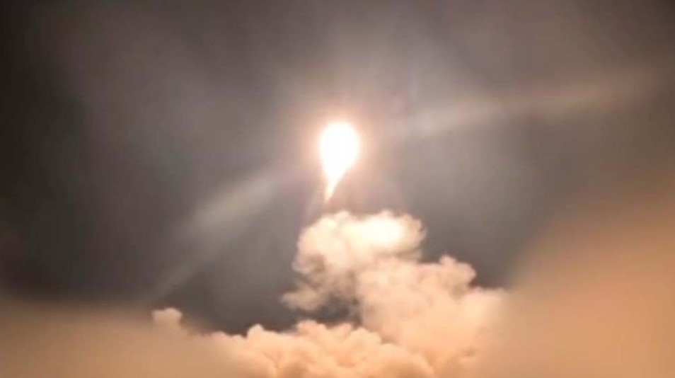 ইরানে মার্কিন স্পেশাল ফোর্সের করুণ দশা! এক সেনাকে বাঁচাতে গিয়ে বড় ক্ষয়ক্ষতি