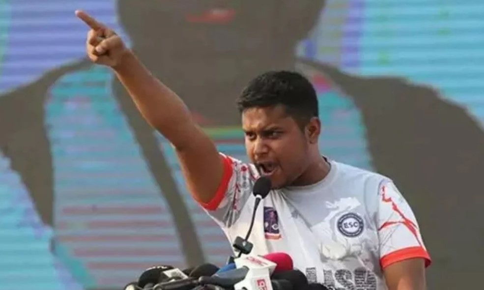 তারেক রহমানের নিয়ন্ত্রণ কার হাতে? হাসনাত আব্দুল্লাহর রহস্যময় পোস্ট