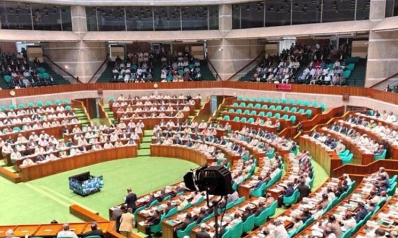 সময়ের সাথে পাল্লা দিয়ে সংসদ: ডাবল শিফট অধিবেশনে ১৩৩ বিলের লড়াই