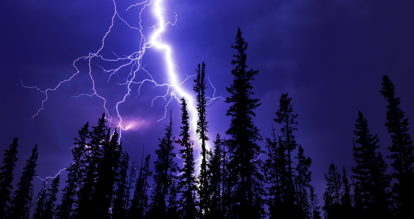 ঢাকাসহ ১৩ জেলায় ঝড়ের সতর্কবার্তা