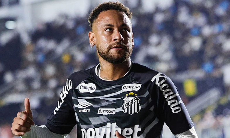 আনচেলত্তির আল্টিমেটাম ও সান্তোসের পরিকল্পনা: নেইমার কি ফিরবেন ব্রাজিলের জার্সিতে?