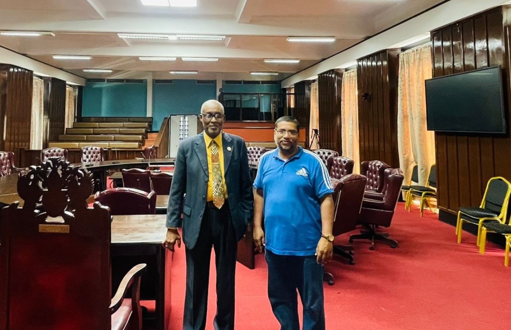 সেন্ট লুসিয়ার পার্লামেন্টের স্পীকারের সাথে ব‍্যারিস্টার নাজির আহমেদের মতবিনিময় 