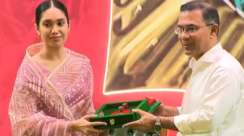 ইতিহাসের সাক্ষী ওসমানী স্মৃতি মিলনায়তন: জাইমার হাতে দাদির স্বর্ণপদক