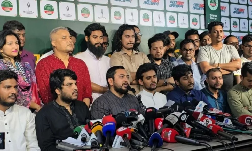 আওয়ামী লীগের জায়গায় কেবল বিএনপি বসেছে: বিস্ফোরক নাহিদ ইসলাম