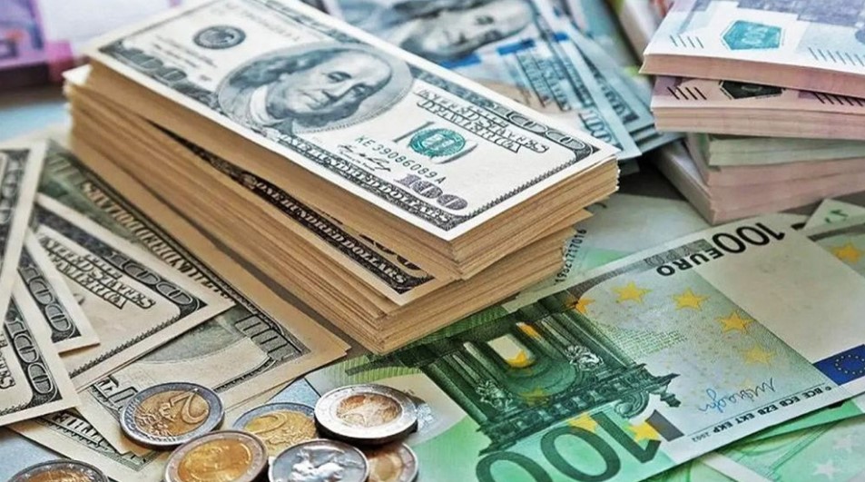 আজকের টাকার রেট: জেনে নিন ১৯ এপ্রিলের সর্বশেষ মুদ্রার বিনিময় হার