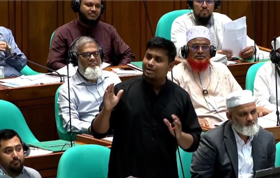 ট্যাক্স ফ্রি গাড়ি ও প্লট চাই না! সংসদে কুমিল্লা-৪ এর এমপির নজিরবিহীন প্রস্তাব