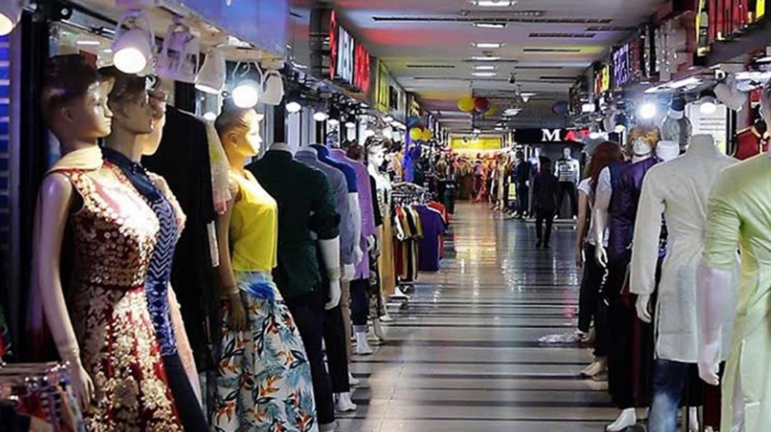 আজ বুধবার রাজধানীর যেসব মার্কেট ও দোকানপাট বন্ধ! বের হওয়ার আগে জেনে নিন