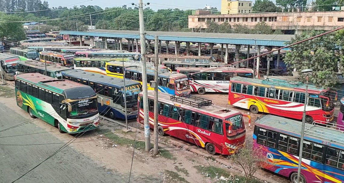 আজ থেকেই কার্যকর হচ্ছে বাসের নতুন ভাড়া! কোন রুটে কত টাকা বাড়ল?