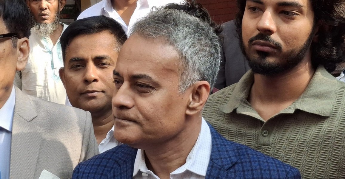 ভাড়া বাড়ানো হয়নি, সাথে ‘সমন্বয়’ করা হয়েছে: সড়ক মন্ত্রী শেখ রবিউল আলম