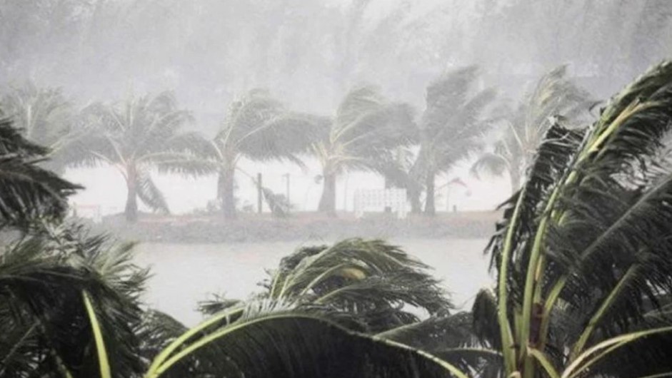 ৮০ কিমি বেগে আসছে তীব্র ঝড়! ৬ অঞ্চলের নদীবন্দরে ২ নম্বর সংকেত