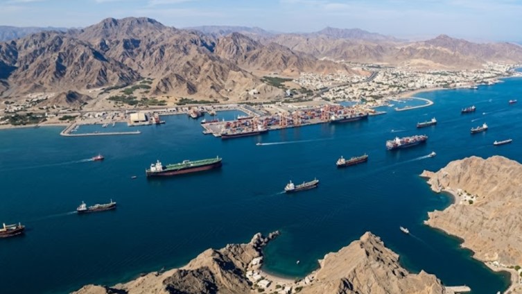 যেকোনো সময় বন্ধ হতে পারে আরেকটি গুরুত্বপূর্ণ প্রণালি! বিশ্ব বাণিজ্যে মহাবিপর্যয়ের শঙ্কা