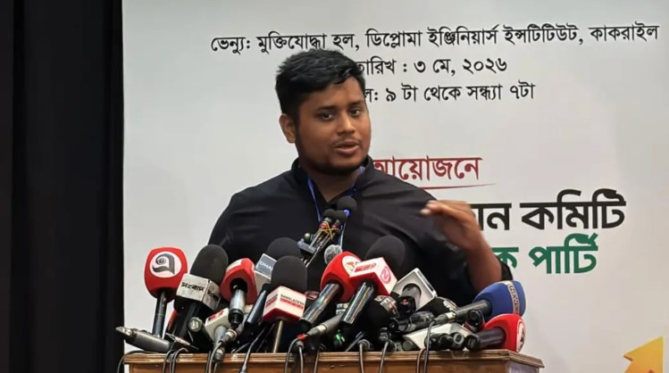 সংস্কারের বদলে নিয়ন্ত্রণে ব্যস্ত সরকার: হাসনাত আবদুল্লাহ