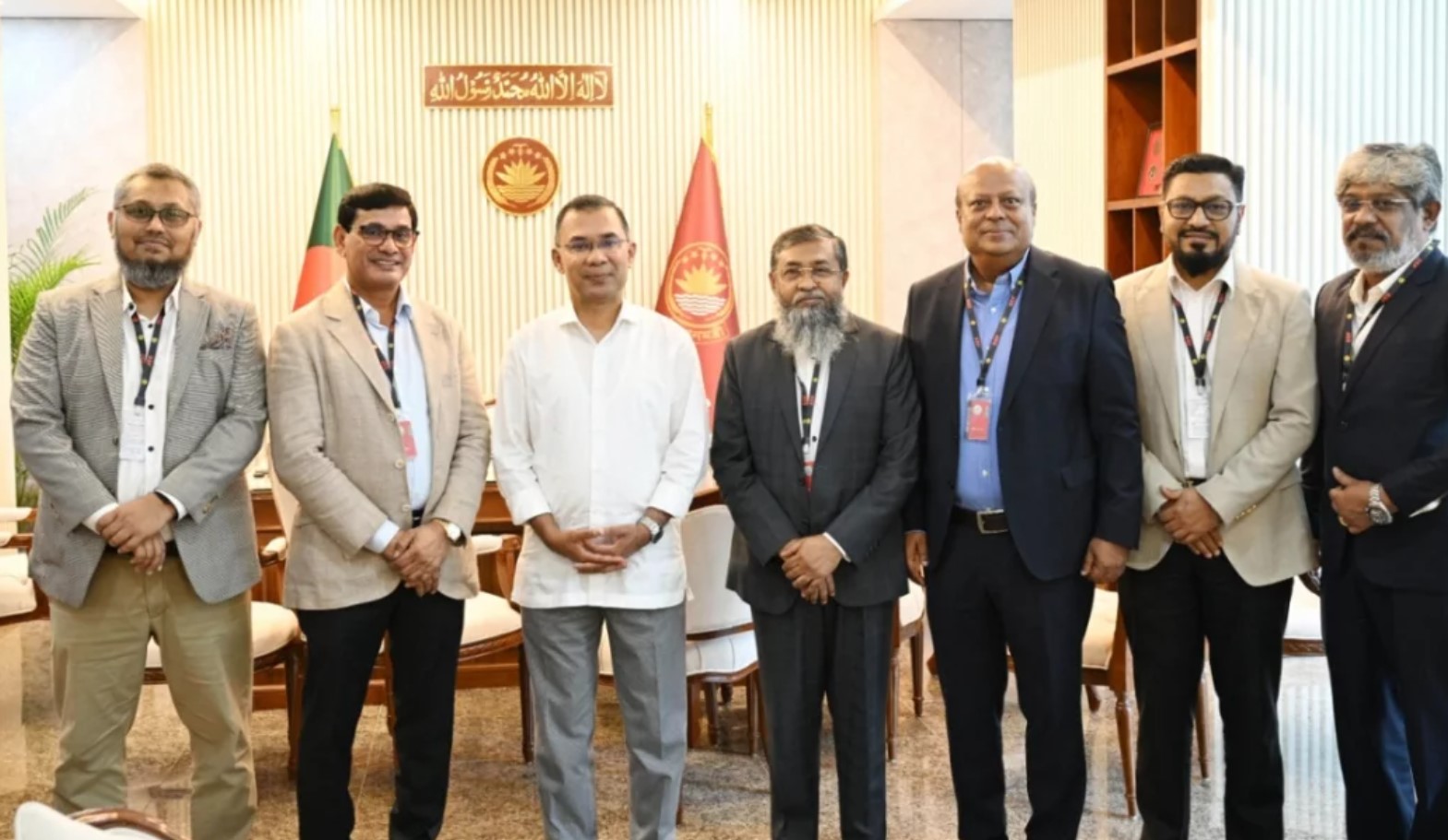 ধুঁকতে থাকা কারখানা বাঁচাতে প্রধানমন্ত্রীর বড় ঘোষণা