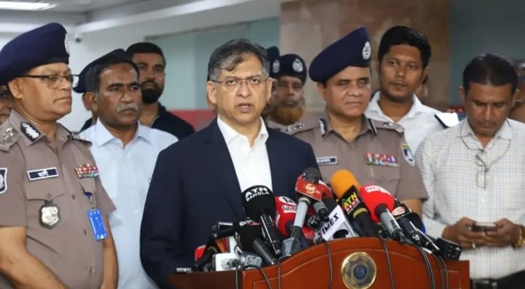 সন্ত্রাসীদের কোনো অভয়ারণ্য থাকতে দেওয়া হবে না: স্বরাষ্ট্রমন্ত্রী
