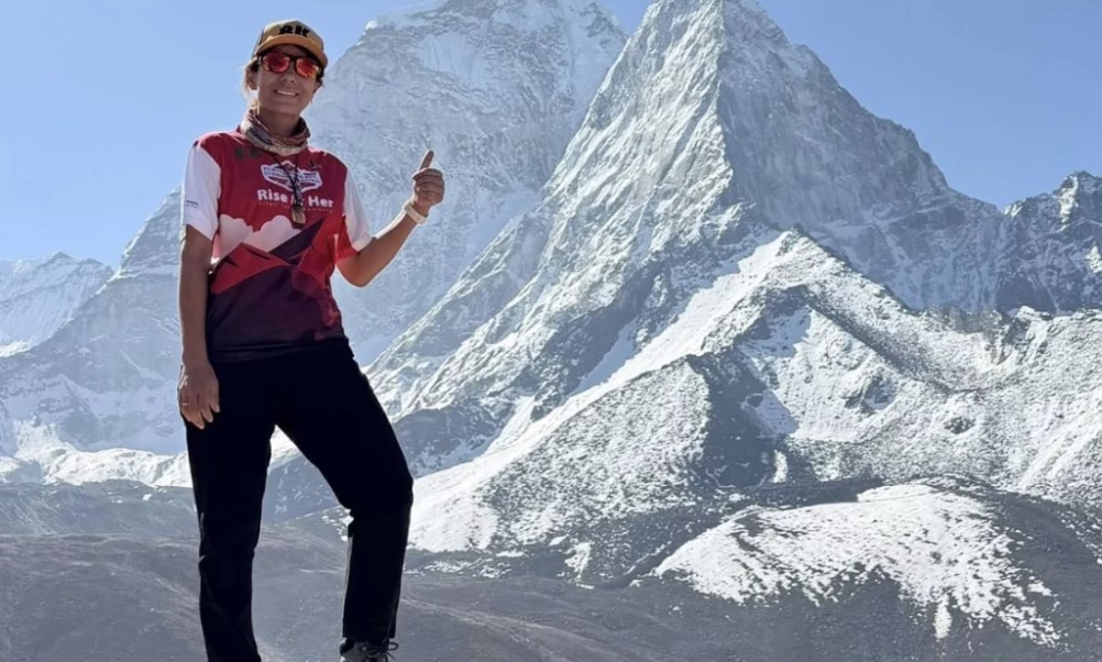 এভারেস্টে উড়ল লাল-সবুজ: তৃতীয় বাংলাদেশি নারী হিসেবে নুরুন্নাহার নিম্নির বিশ্বজয়