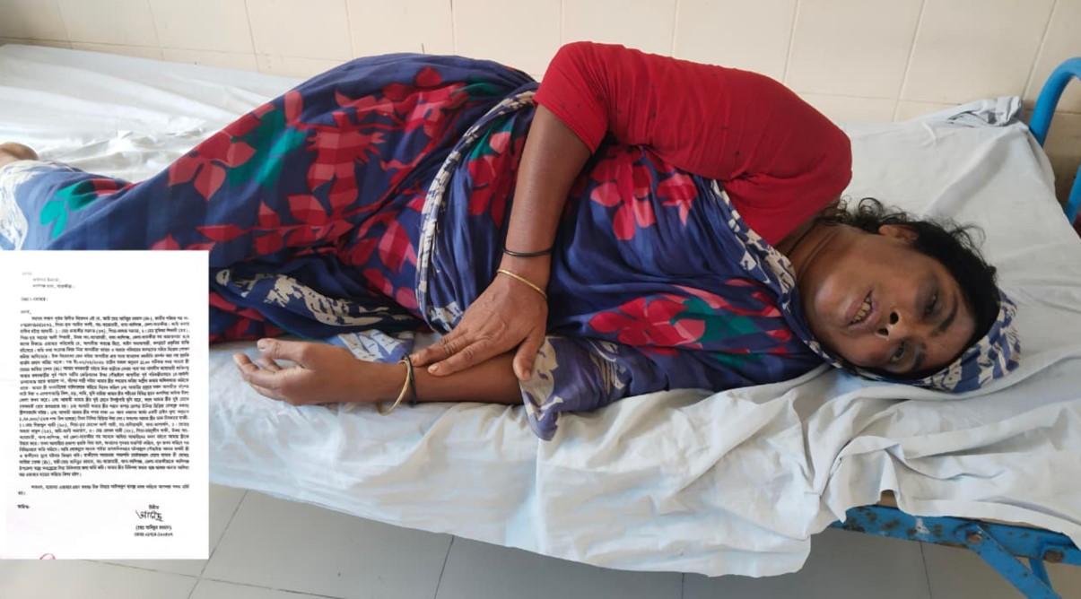 জমি বিরোধের জেরে সাতক্ষীরার ঝায়ামারীতে গৃহবধূকে পথরোধ করে বর্বর হামলা