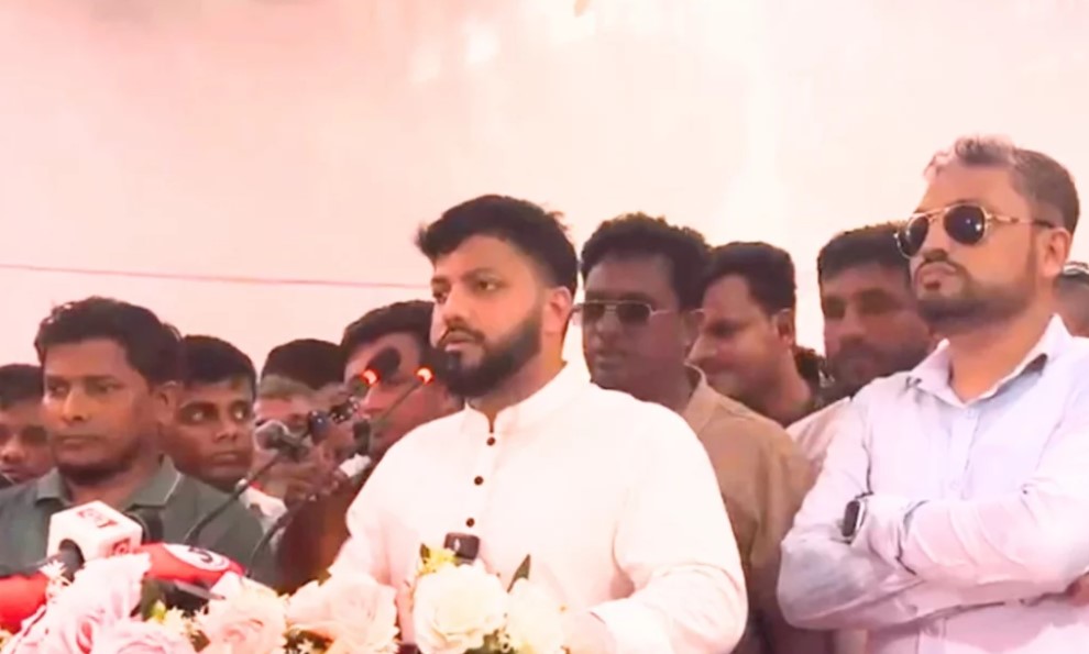 প্রয়োজনে রাজপথে নামলে ২৪ ঘণ্টার মধ্যে দেশ রাজাকার মুক্ত করা হবে: ইশরাক হোসেন